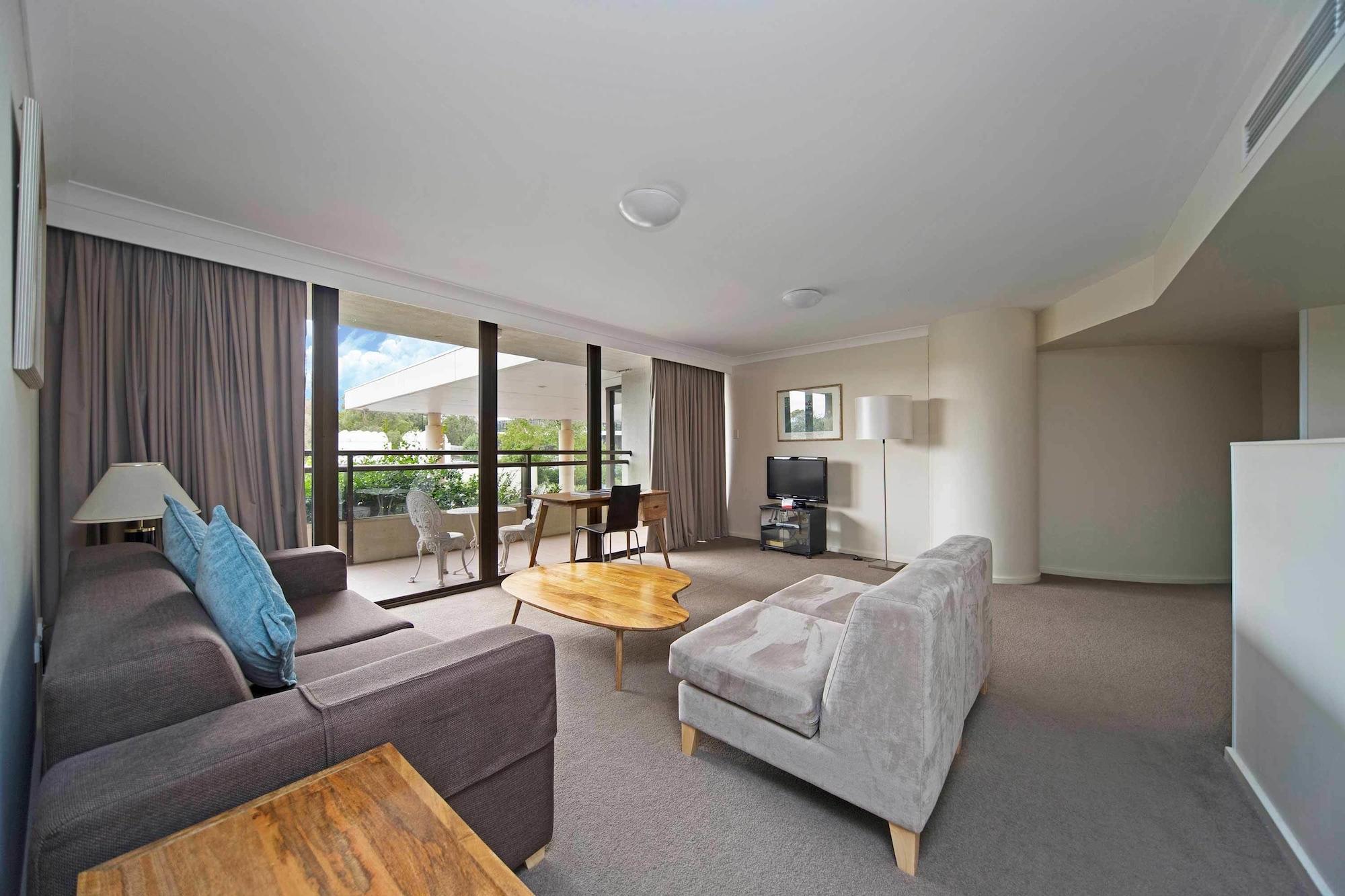 Breakfree Capital Tower Apartments Camberra Exterior foto