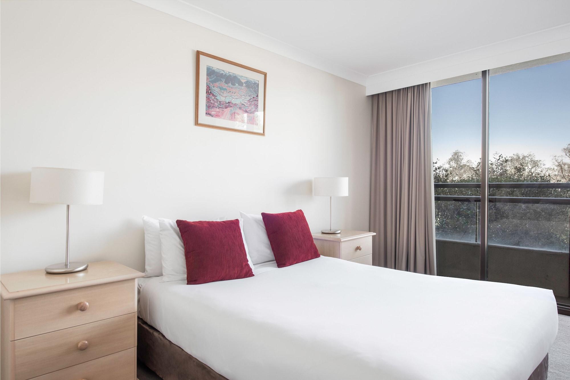Breakfree Capital Tower Apartments Camberra Exterior foto