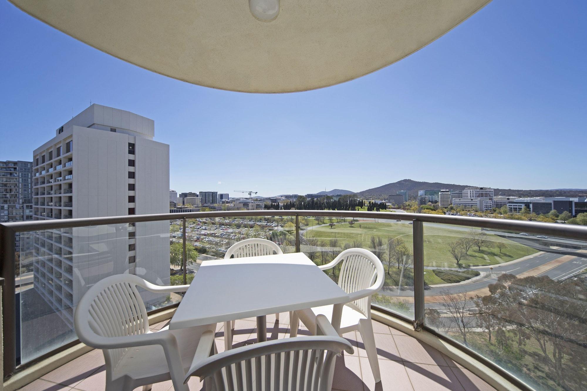 Breakfree Capital Tower Apartments Camberra Exterior foto