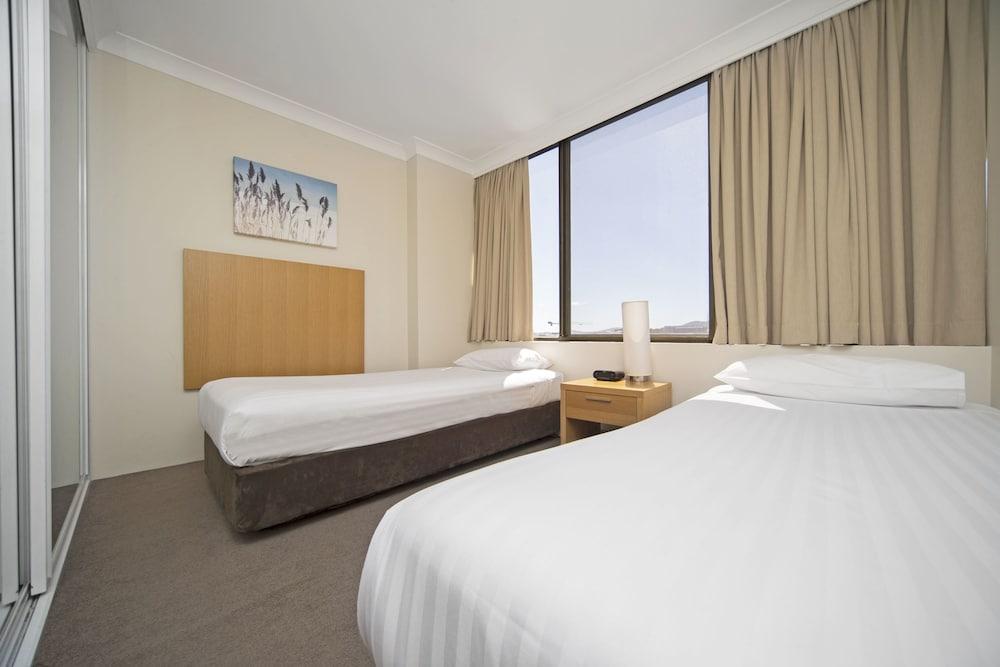 Breakfree Capital Tower Apartments Camberra Exterior foto