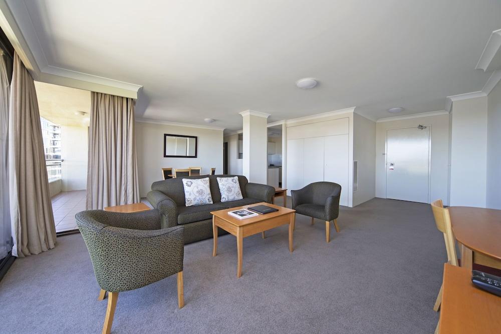 Breakfree Capital Tower Apartments Camberra Exterior foto