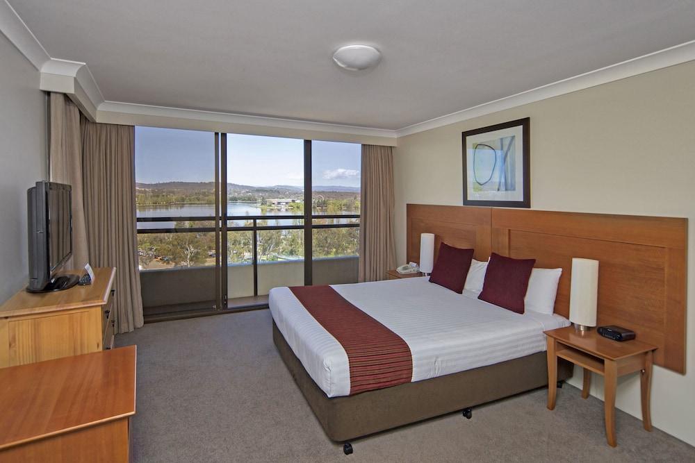 Breakfree Capital Tower Apartments Camberra Exterior foto