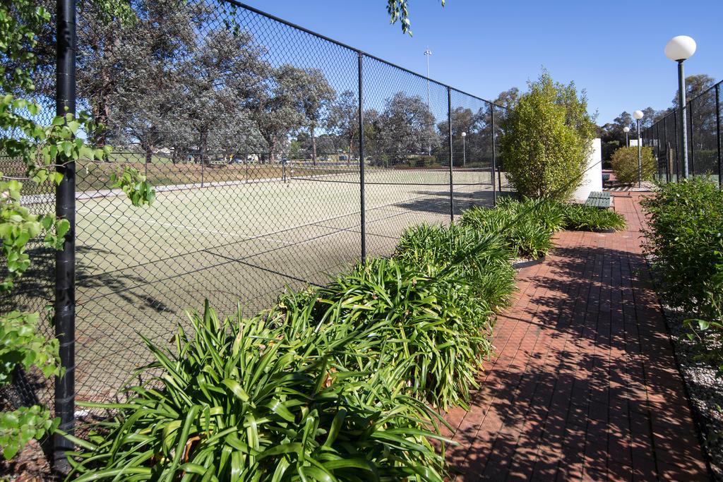 Breakfree Capital Tower Apartments Camberra Exterior foto